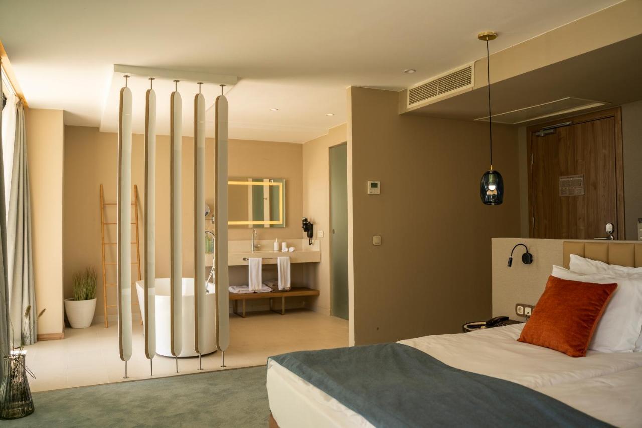 Wave Resort Pomorie Bagian luar foto